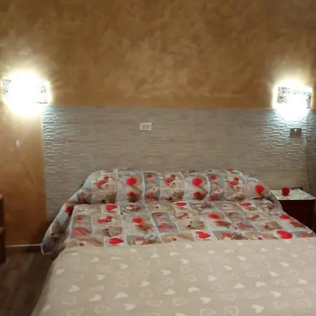 Alojamento de Acomodação e Pequeno-almoço Mary Beb Le Torri