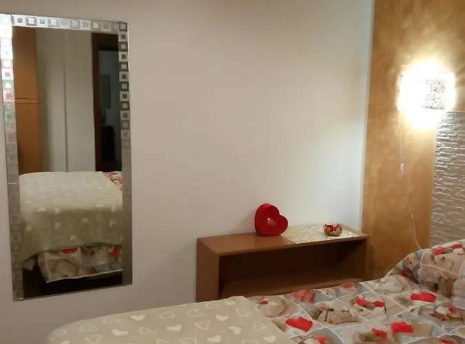 Alojamento de Acomodação e Pequeno-almoço Mary Beb